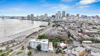 2 Br Loft In The Fq - New Orleans - 3