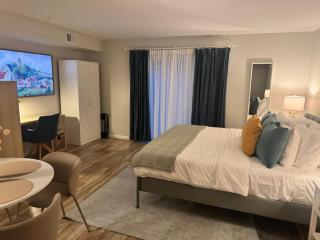 Modern Luxe Private Studio, Quick Nyc Access - Newark - 1