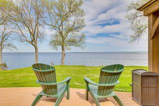 Lake Champlain Family Retreat with Deck and Yard - North Hero - 0