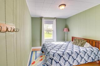 Lake Champlain Family Retreat with Deck and Yard - North Hero - 4