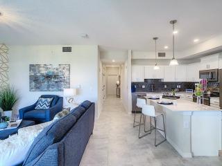 Last Minute Disney Getaway! Private Pool, Hot Tub & Games Room. Book Now! #39484 - Kissimmee - 2