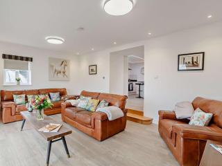 3 Bed in Wintersett 93234 - - 6