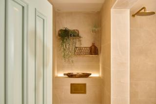 The Salt House - sleeps 12 & 3 mins to beach - Melcombe Regis - 4