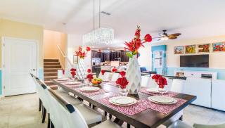 Last Minute Disney Getaway! Private Pool, Hot Tub & Games Room. Book Now! #56571 - Davenport - 4