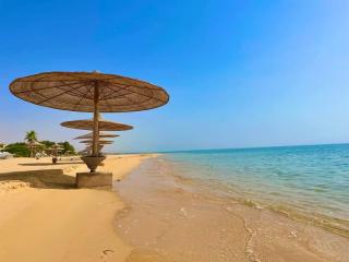 3 BR Sunset Haven by the Sea - Ain Suchna - 0