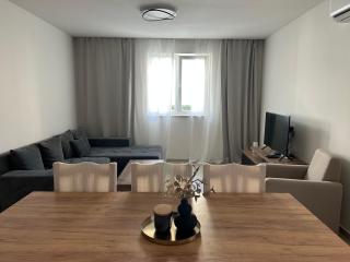 Two Stars Apartment - Podstrana - 6