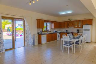 Villa Heracles by Villa Plus - Peyia - 2