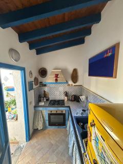 Casa Garibaldi , Piazza Sant'anna Favignana - Favignana - 4
