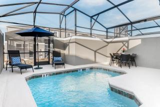 Last Minute Disney Getaway! Private Pool, Hot Tub & Games Room. Book Now! #49419 - Kissimmee - 0