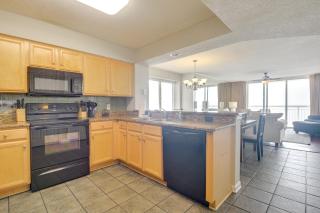 Oceanfront Corner Condo in North Myrtle Beach! - Myrtle Beach - 2