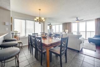 Oceanfront Corner Condo in North Myrtle Beach! - Myrtle Beach - 3