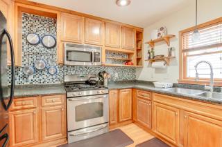 6 Mi to Dtwn St Paul Home with Patio - Mendota - 1