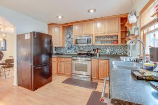 6 Mi to Dtwn St Paul Home with Patio - Mendota - 2