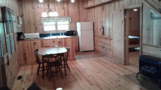 Five Points Lake Hamilton Cabin E - 9