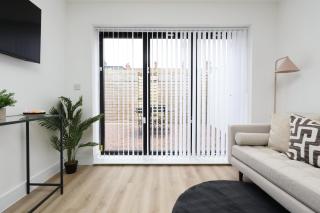 Modern 2 Bed Flat - Close to Cardiff City Centre - Cardiff - 2