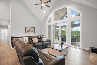Modern Mountain Home with River Access - 0