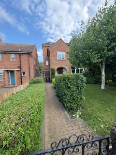 Fairfield Large 4 Bed Log Fire - Isham - 9