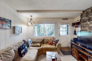 Hi Country Haus Hideaway - 4