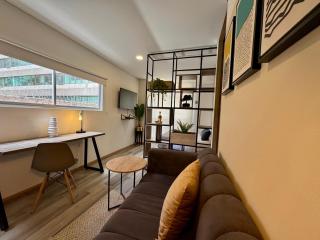 Cozy Loft in 93 park - 3