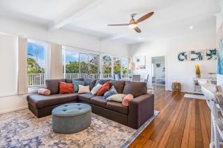 Yaringa -13 Seaview Street SWR- Full Linen Provided - South West Rocks - 6