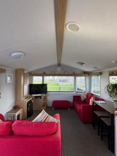 Newly Refurbished Three Bedroom Static Caravan on Seven Bays Holiday Park - Saint Merryn - 9