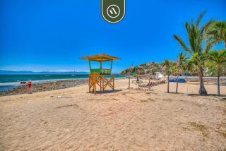 New Oceanfront 2BR Condo - Beach Access - Cruz de Huanacaxtle - 0