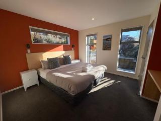 Boulder 15 - Lake Tekapo - 4