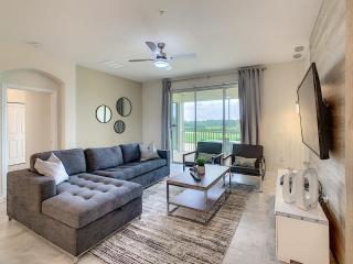 Last Minute Disney Getaway! Private Pool, Hot Tub & Games Room. Book Now! #87995 - Kissimmee - 3