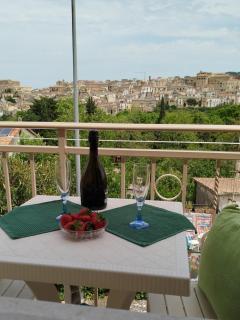 Comfort, parcheggio e balcone su Tricarico in Basilicata, Io Sono Qui - Tricarico - 0