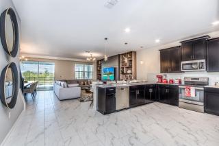 Last Minute Disney Getaway! Private Pool, Hot Tub & Games Room. Book Now! #29032 - Kissimmee - 2