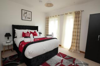 Elegant 2 BdRM Apartment-Caldecotte, Milton Keynes - Simpson - 0