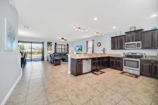 Last Minute Disney Getaway! Private Pool, Hot Tub & Games Room. Book Now! #60021 - Davenport - 1