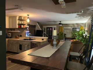 Quaint & Vivacious Home - Kyle - 7