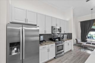 Last Minute Disney Getaway! Private Pool, Hot Tub & Games Room. Book Now! #85909 - Davenport - 1