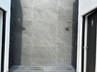 Beautiful house with pool & Gym - 1