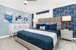 Last Minute Disney Getaway! Private Pool, Hot Tub & Games Room. Book Now! #49423 - Kissimmee - 1