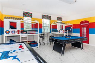 Last Minute Disney Getaway! Private Pool, Hot Tub & Games Room. Book Now! #52929 - Kissimmee - 1