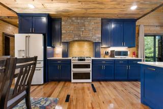 Cozy Luxe Cabin Hot Tub Firepit - Broken Bow - 6