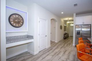 Last Minute Disney Getaway! Private Pool, Hot Tub & Games Room. Book Now! #22454 - Kissimmee - 3