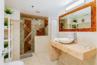 Amazing 2 BR APT at Brickell, Free Parking - Miami - 3
