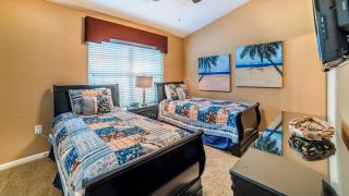 Last Minute Disney Getaway! Private Pool, Hot Tub & Games Room. Book Now! #36212 - Orlando - 2