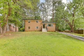 11 Mi to Dtwn Atlanta Family Home with Yard - Decatur - 0