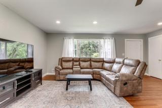 11 Mi to Dtwn Atlanta Family Home with Yard - Decatur - 9