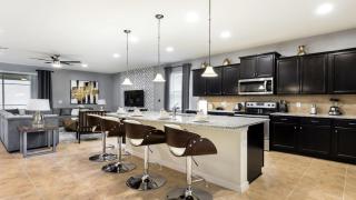 Last Minute Disney Getaway! Private Pool, Hot Tub & Games Room. Book Now! #56623 - Kissimmee - 4