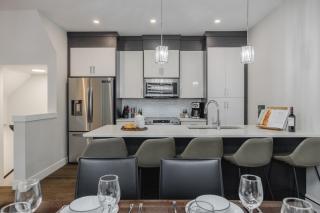 Home Theater with AC, Dual Master Suites, BBQ - 1