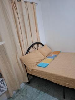 Townhouse near SM LIPA - 8