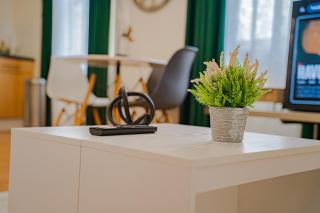 Classy Southampton city center apt with free parking - 1