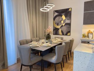 Elite Turnkey Residence 2BR in OIA Motor City 237 Dubai - 3