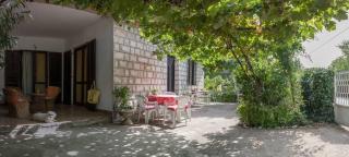 Guest house Ivana - Donji Štoj - 0