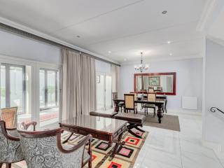 The Royal Manor Bryanston - 4